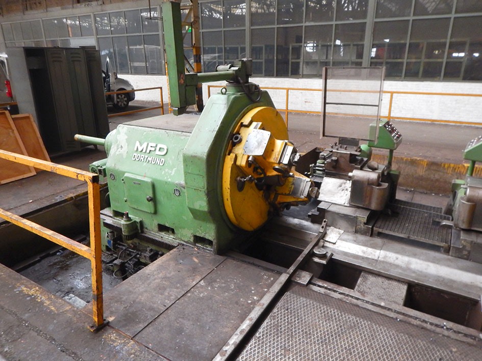 Lathes (CNC and Manual)/Hegenscheidt MFD DRH II 110K train wheel lathe