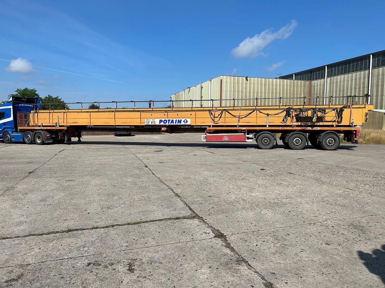 Vehicle (Transport)/Potain 10 ton x 24 meter