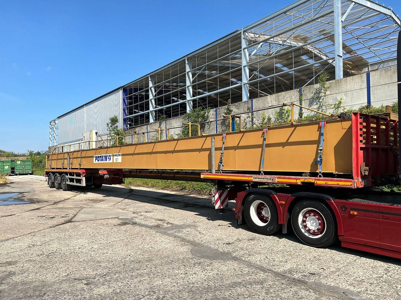 Vehicle (Transport)/Potain 10 ton x 24 meter