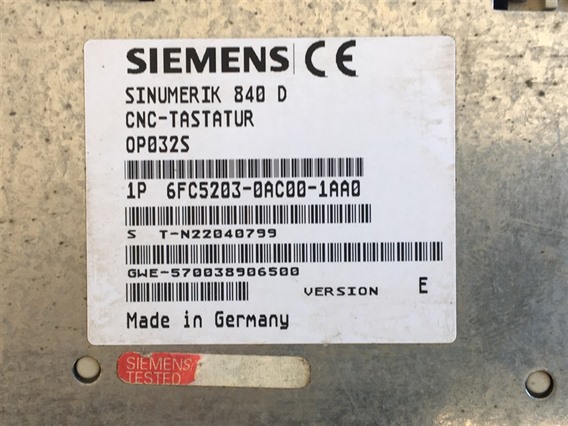 Siemens 6FC5203-0AC00-1AA0 (1)-CNC-Tastatur OP0325