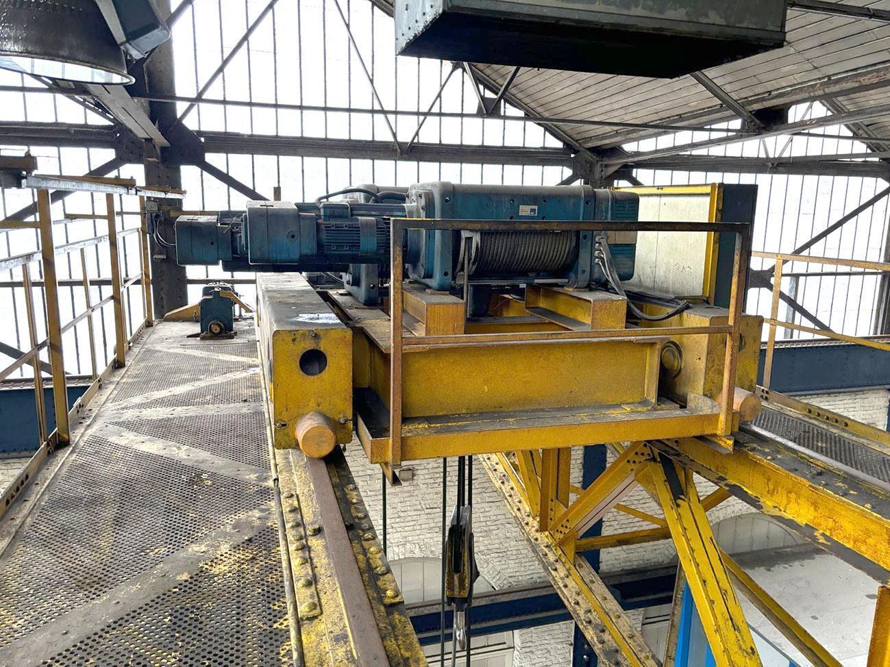 Vehicle (Transport)/Demag DH-hoist 50 ton + DH-hoist 10 ton