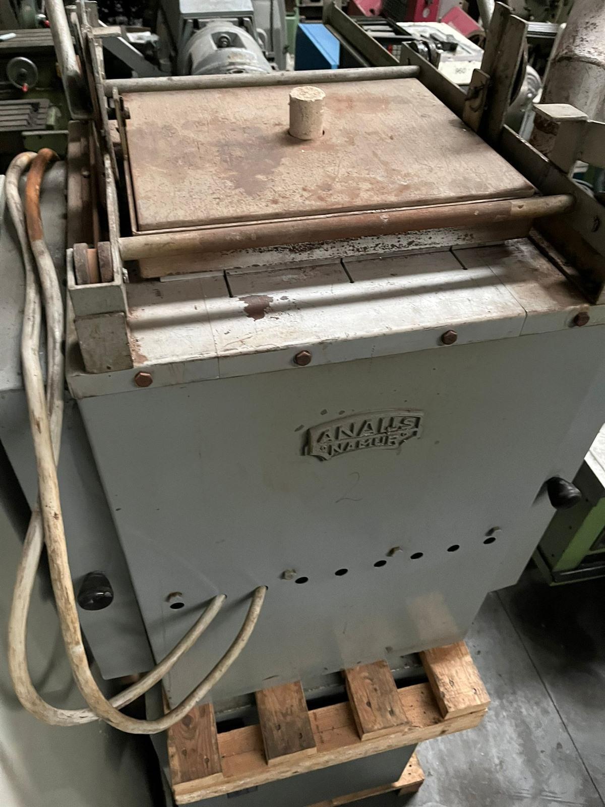 Surface Finishing/Analis Moffeloven / Muffle Furnace