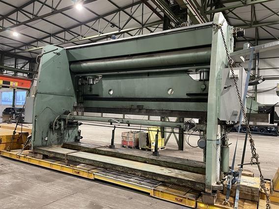 Colly 320 ton x 7100 mm CNC