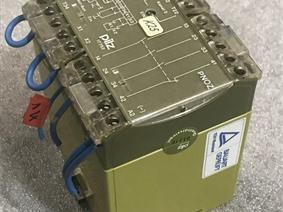 Pilz 474695 - PILZ - PNOZ 24VDC 3S 1O / Safety Relay, Various