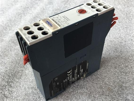 Siemens 7PU 6220 - 7NJ20