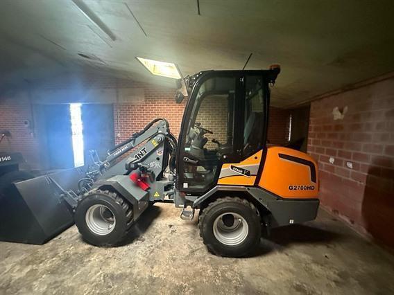 Giant Wheel Loader G 2700 HD ALMOST NEW