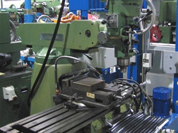 ▷ Used Universal Milling machines & CNC, Pinnacle N° 2871 *05