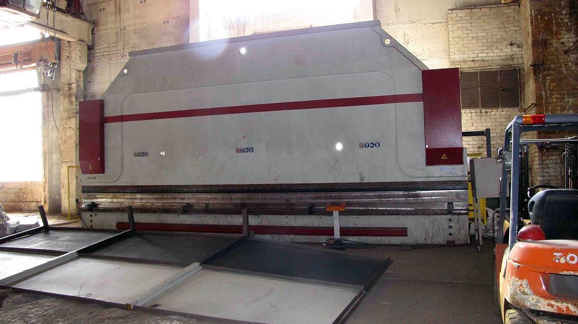 Press Brakes/IMAL Lexus 420 ton x 10 100 mm CNC