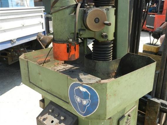 VAM 300 punch/tool grinder