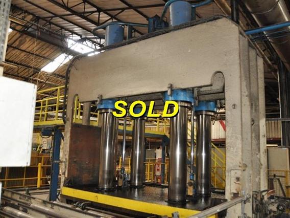 Siempelkamp panel press 620 ton