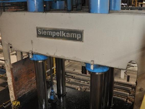 Siempelkamp panel press 620 ton