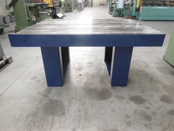 T-slot Table 1770 x 1370 mm