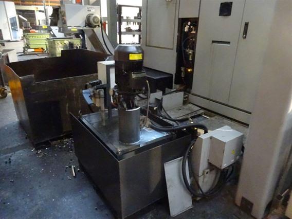 DMG Mori Seiki NT-4250/1500SZ + robot